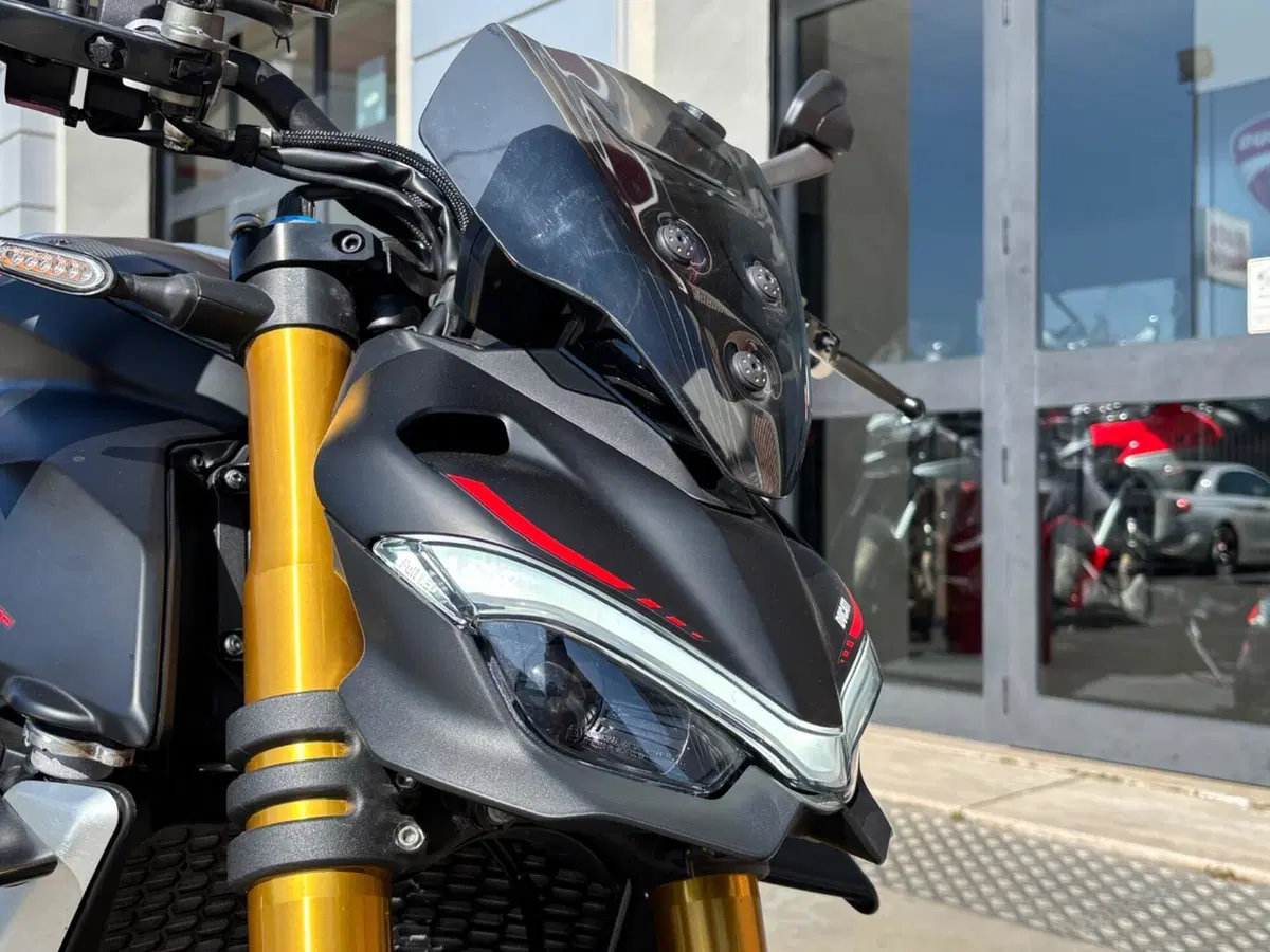 Ducati Streetfighter V4 1100 SP (2022) (4)