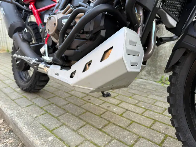 Honda Africa Twin CRF 1100L DCT (2022 - 23) (11)