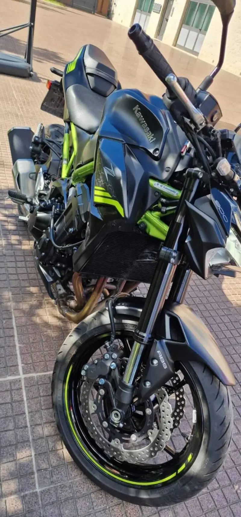 Kawasaki Z 900 (2021 - 24) (3)