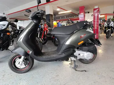 Piaggio Zip 50 S 4T (2021 - 25) usata