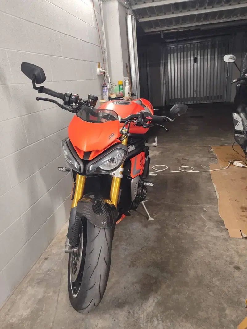 Triumph Speed Triple 1200 RS (2021 - 24) (2)