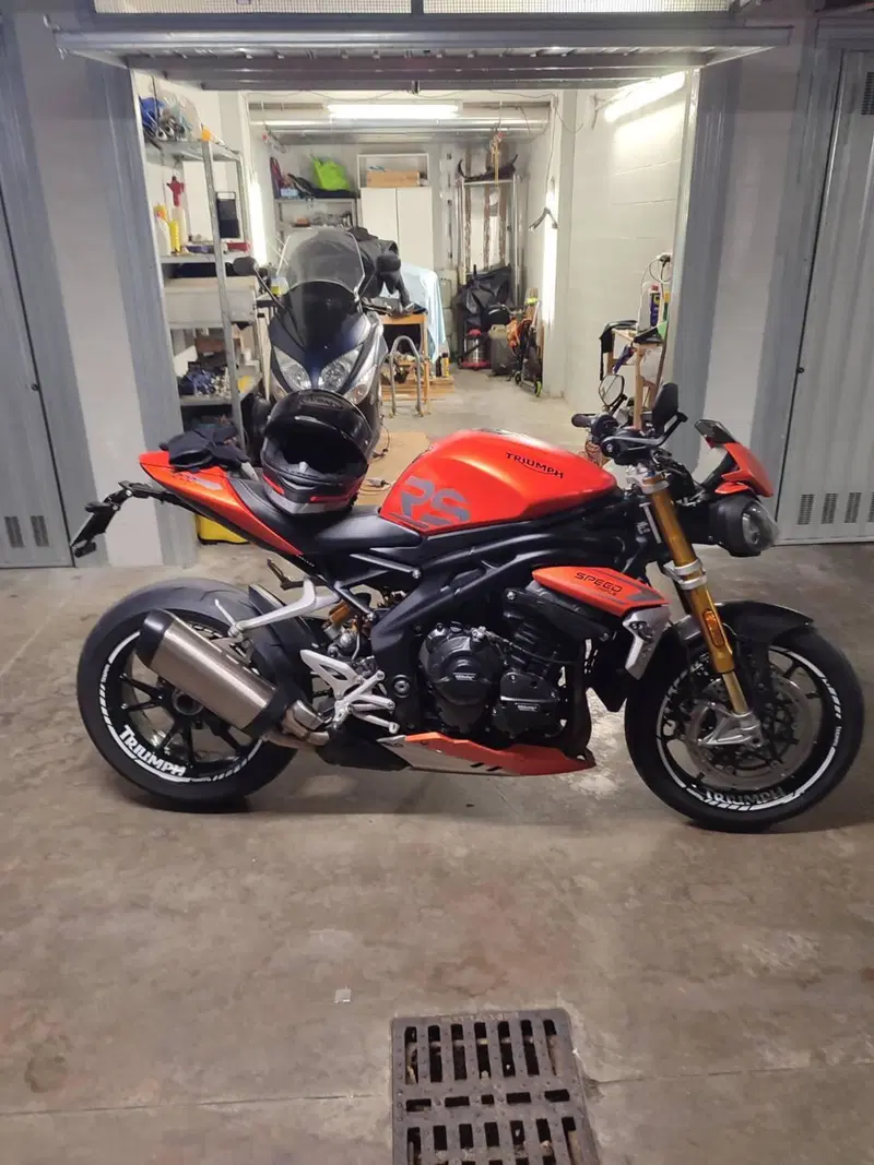 Triumph Speed Triple 1200 RS (2021 - 24) (9)