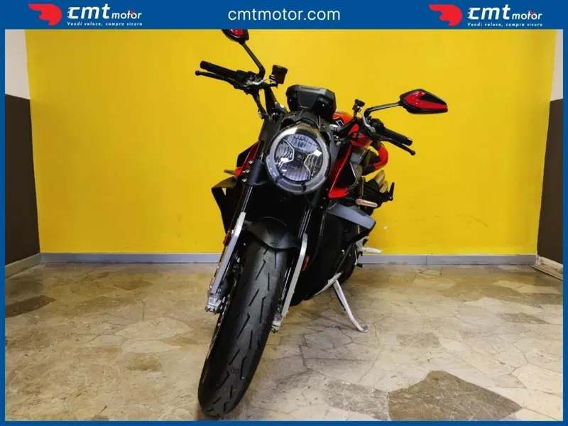 MV Agusta Brutale 1000 RS (2022 - 26) (2)