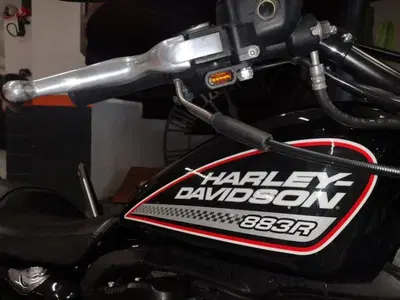 Harley-Davidson 883 R (2008 - 16) - XL 883R usata