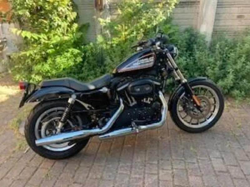 Harley-Davidson 883 R (2008 - 16) - XL 883R (4)