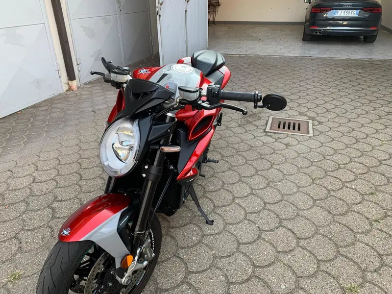 MV Agusta Brutale 800 RR SCS (2020) (2)