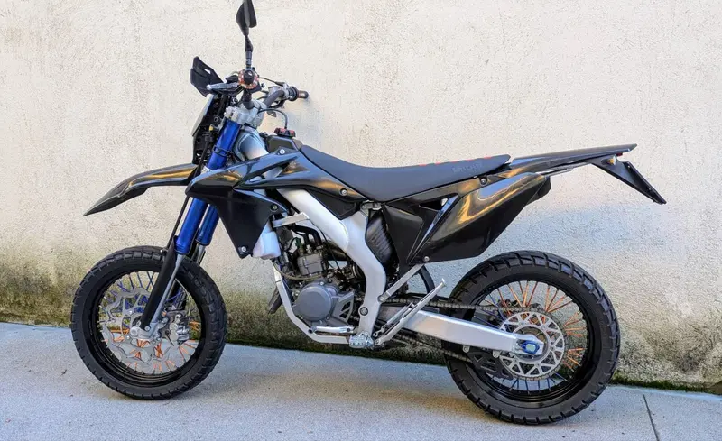 Valenti Racing SM 50 (2015 - 22)