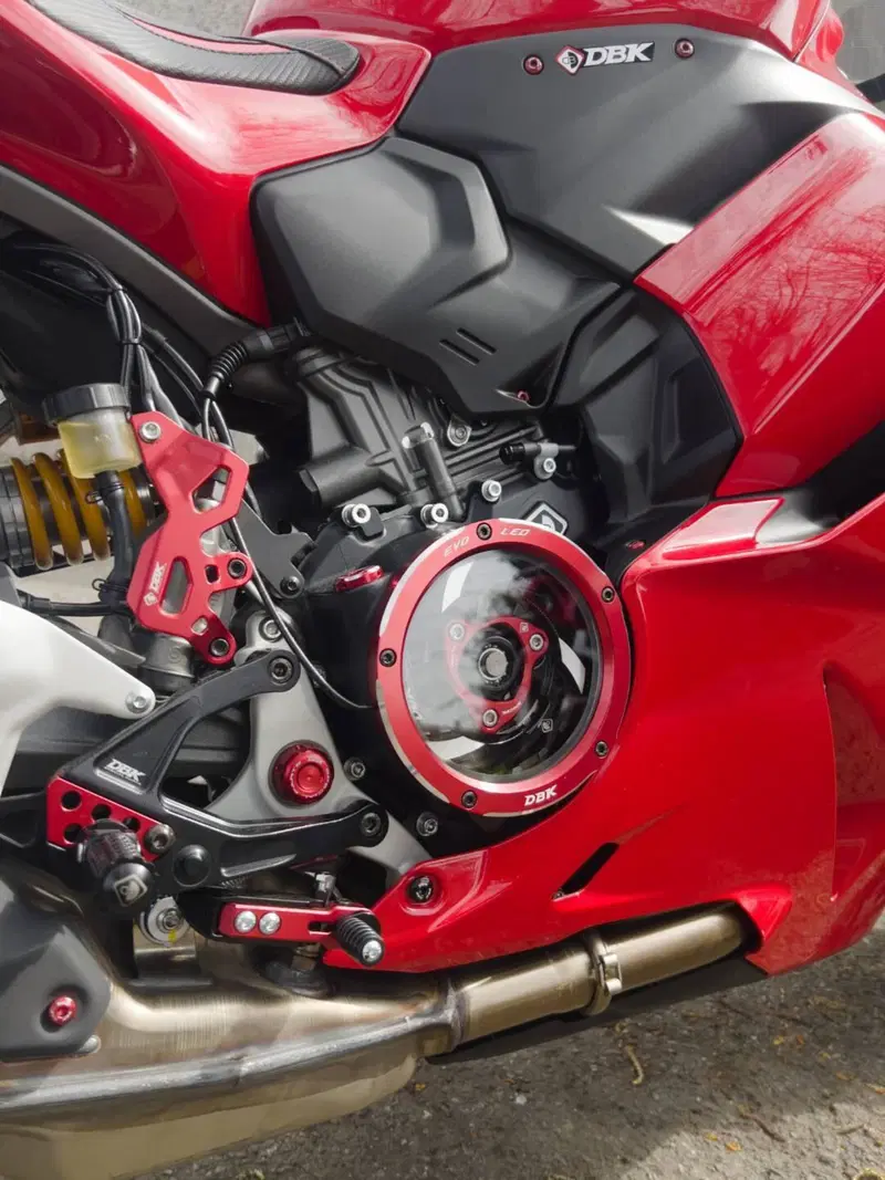Ducati Panigale V2 S (2025 - 26) (2)