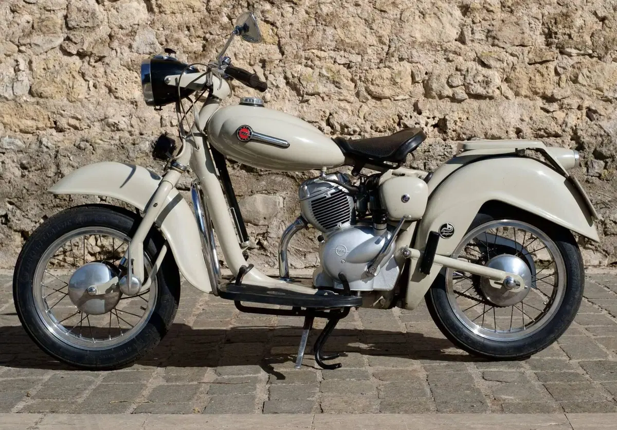 Motom Delfino 160