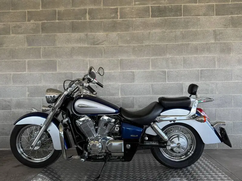 Honda VT 750 C Shadow Classic (3)