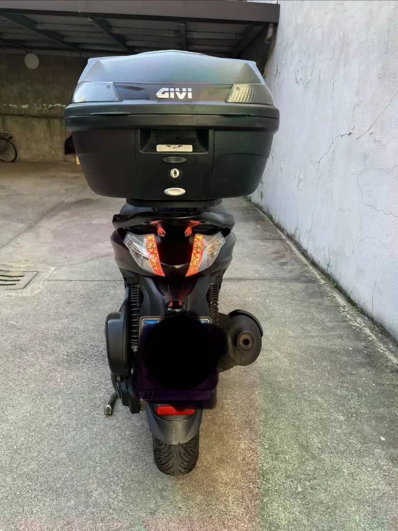 Piaggio Beverly 300 i.e. Police ABS-ASR (2017 - 20)