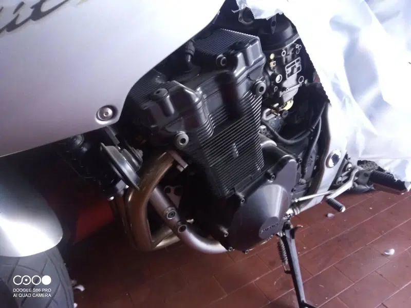 Suzuki GSF 1200 Bandit S (2001 - 06) (5)