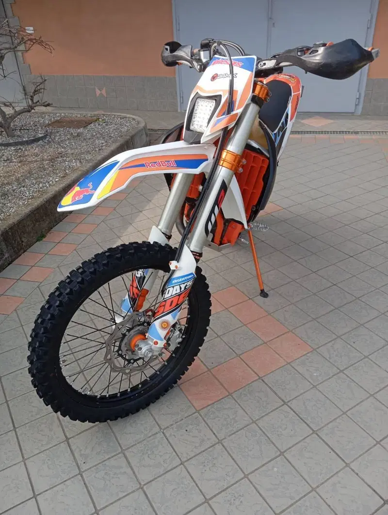 KTM 250 EXC-F Six Days (2015) (2)