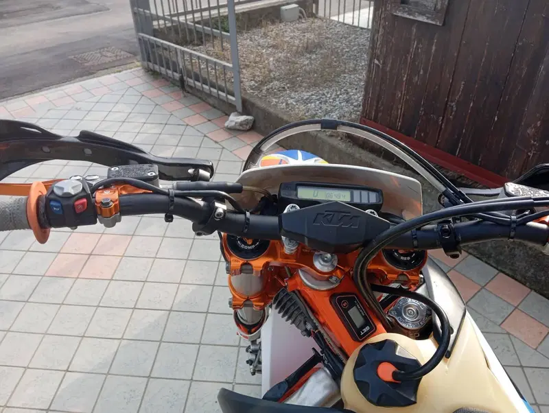 KTM 250 EXC-F Six Days (2015) (3)
