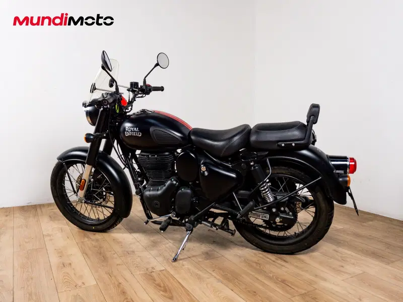 Royal Enfield Classic 350 (2021 - 26) (6)