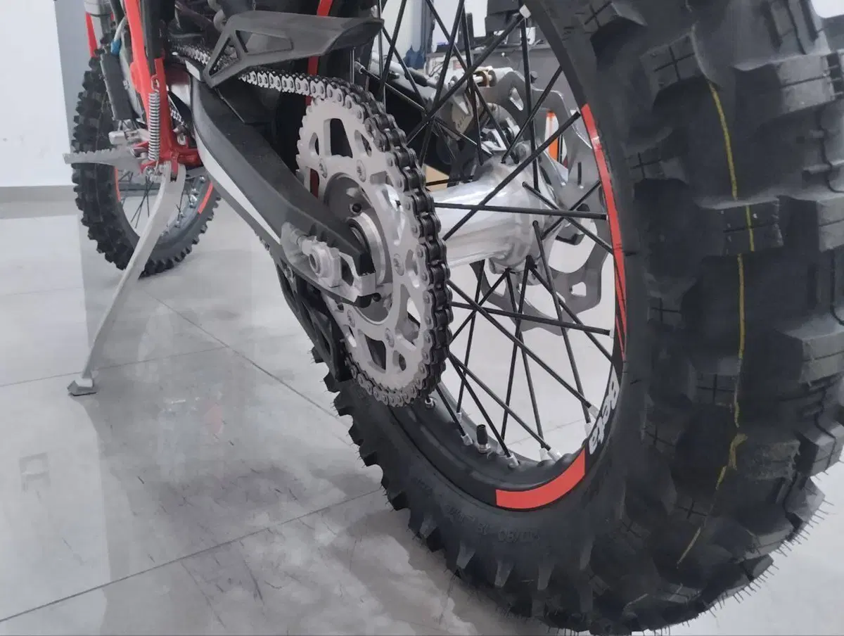 Betamotor Xtrainer 300 2T (2026) (8)