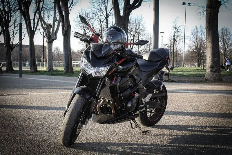 Kawasaki Z 750 (2007 - 14) (2)