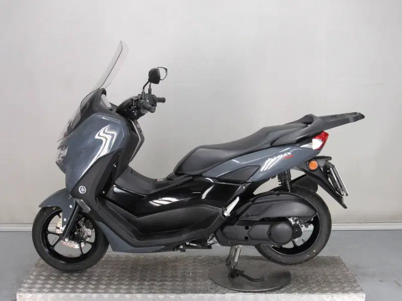 Yamaha N-Max 155 (2022 - 25) (5)