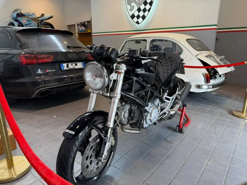 Ducati Monster 400 (2000 - 02) (2)