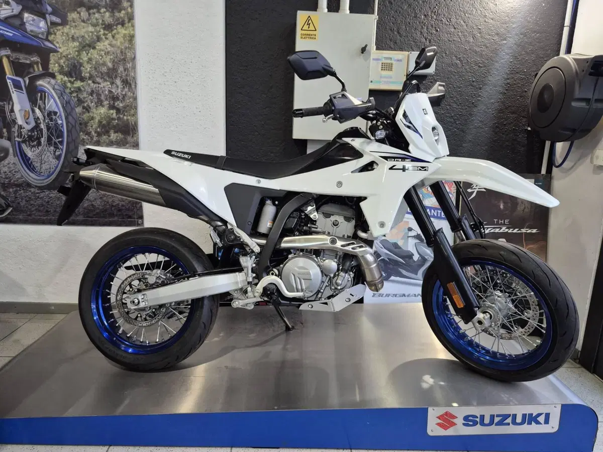 Suzuki DR-Z4SM (2025 - 26)