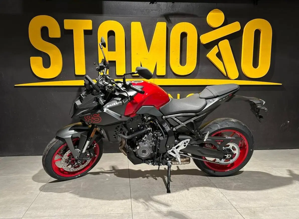 Suzuki GSX-8S (2025 - 26) (4)