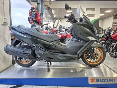 Suzuki Burgman 400 (2025 - 26) nuova