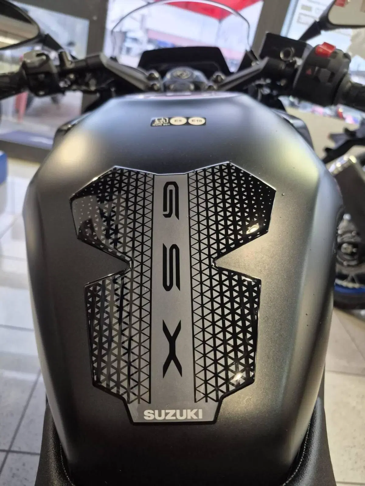 Suzuki GSX-8R EVO (2025 - 26) (4)