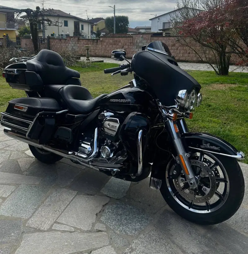 Harley-Davidson 107 Electra Glide Ultra Limited (2017 - 18) - FLHTK