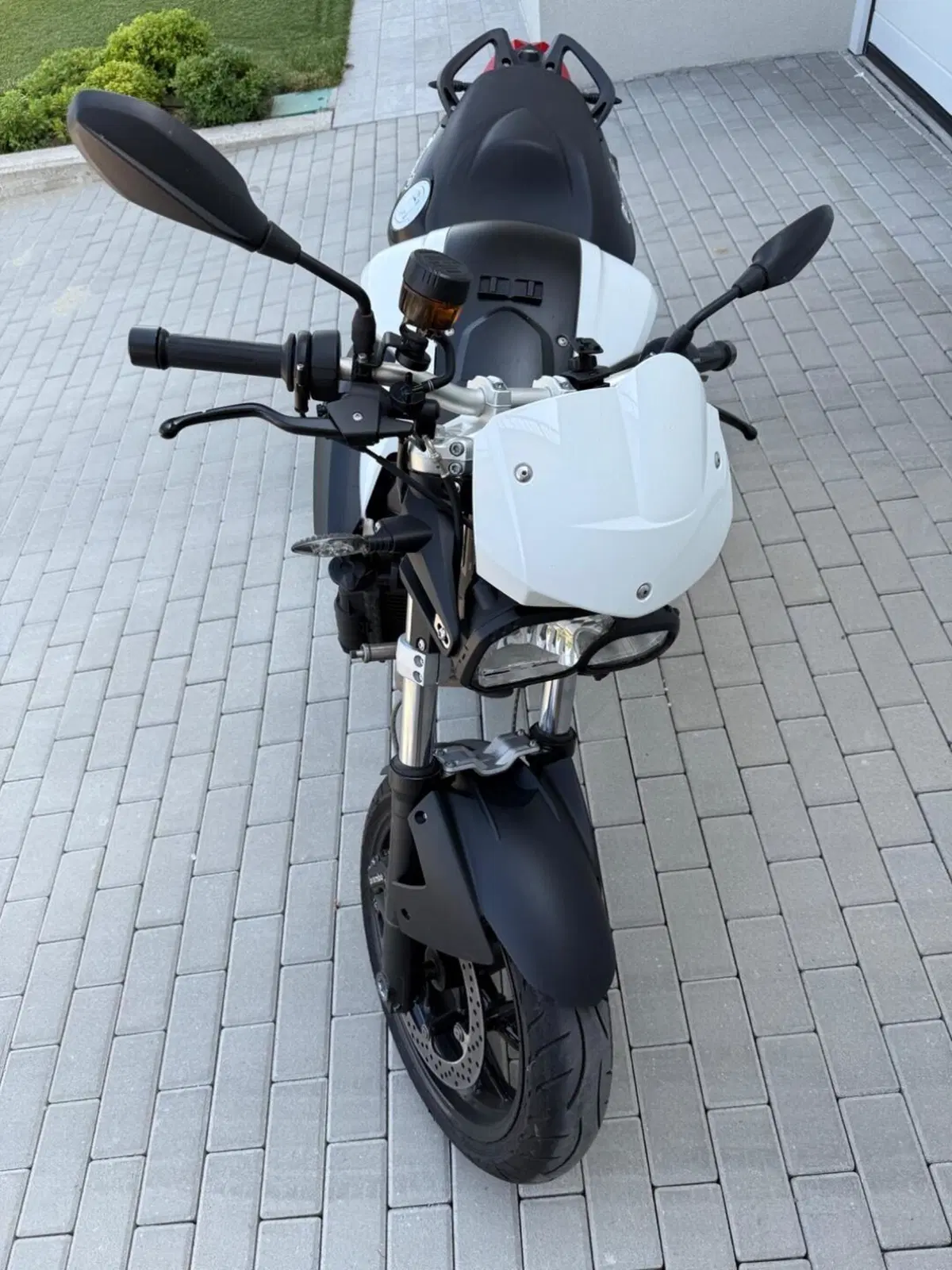 Bmw F 800 R (2009 - 11) (5)