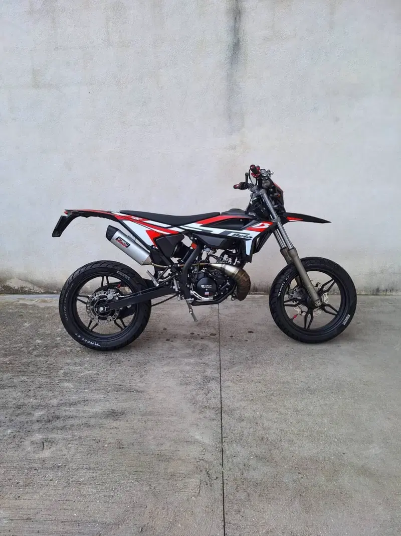Betamotor RR 50 Motard Sport (2021 - 26) (4)