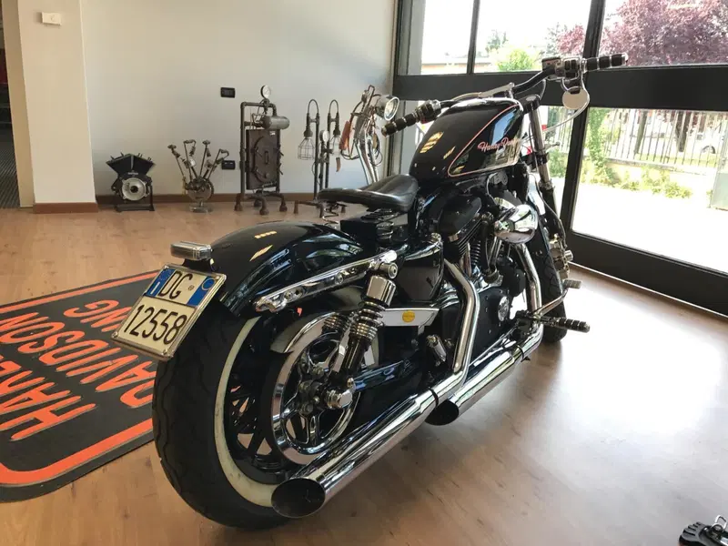 Harley-Davidson 883 R (2008 - 16) - XL 883R