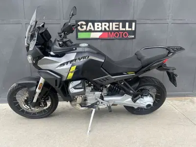 Moto Guzzi Stelvio (2024 - 26) usata