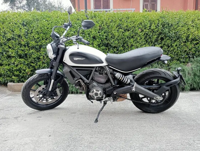 Ducati Scrambler 800 Icon (2015 - 16)