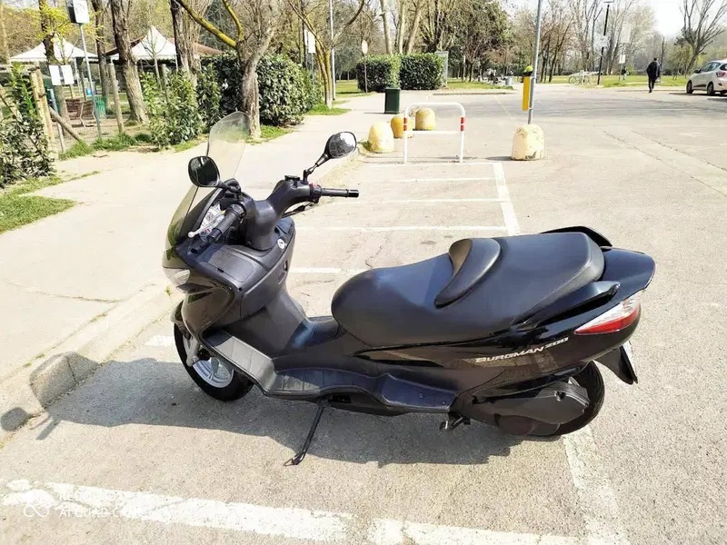Suzuki Burgman UH 200 (2006 - 12) (2)