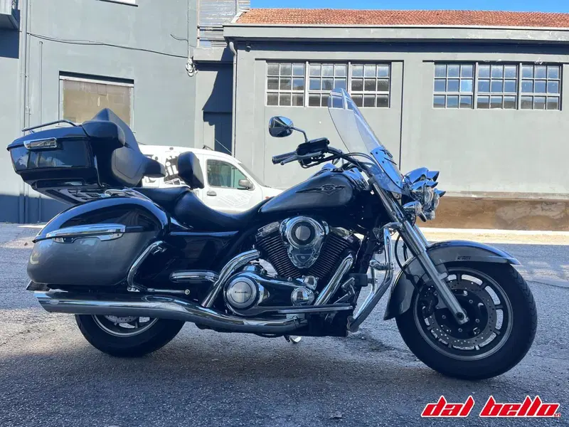Kawasaki Vulcan VN 1700 Classic Tourer ABS (2011 - 14) (4)