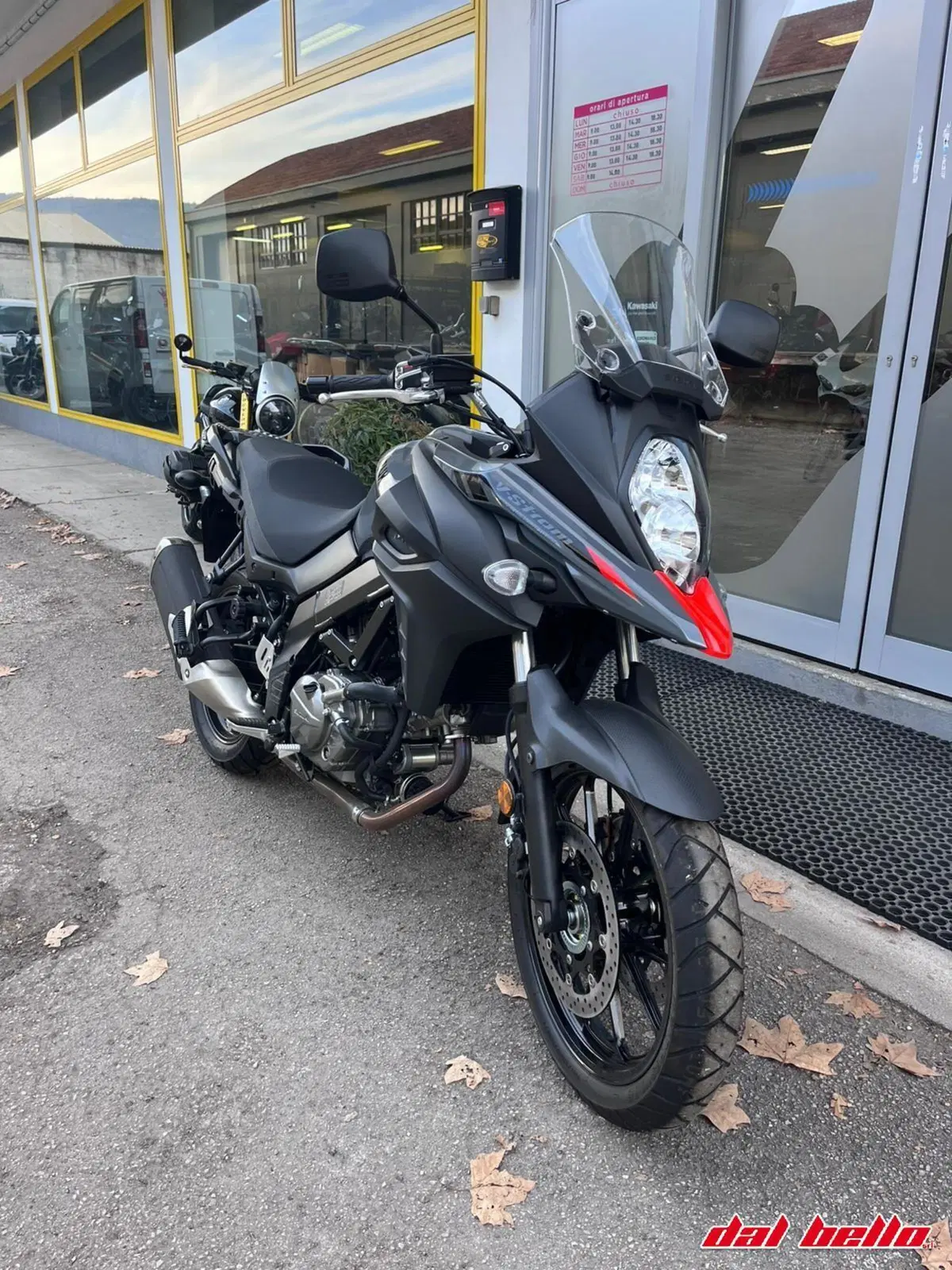 Suzuki V-Strom 650 (2021 - 25) (2)