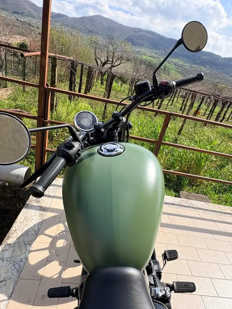Royal Enfield Meteor 350 (2021 - 26) (3)