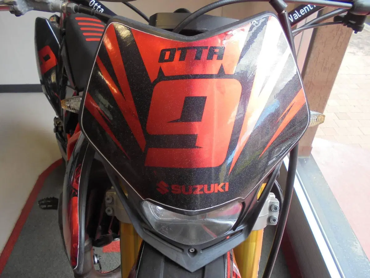 Valenti Racing N01 50 (2015 - 22) (5)
