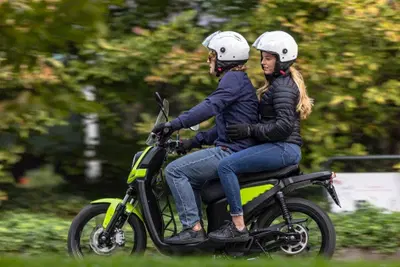 Via all'Ecobonus 2026 per moto e scooter elettrici: da oggi alle 12 si prenota