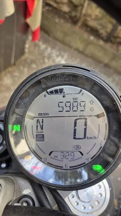 Ducati Scrambler 800 Desert Sled (2021 - 22) usata