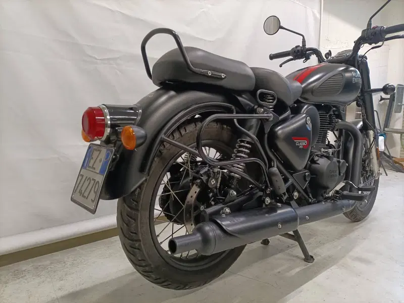 Royal Enfield Classic 350 (2021 - 26) (2)