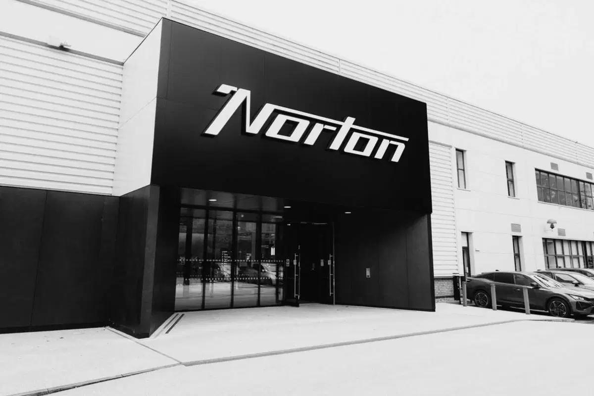 Norton è tornata per restare. Intervista a Hohmann e Nortarbartolo di Furnari (7)