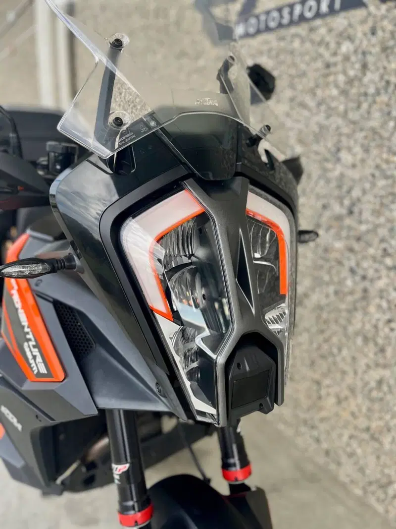 KTM 1290 Super Adventure S (2021) (13)