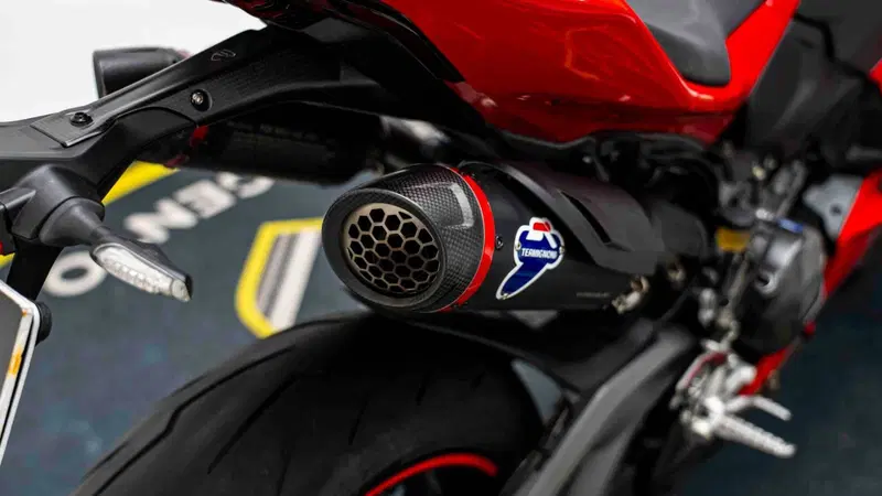 Ducati Panigale V2 S (2025 - 26) (14)