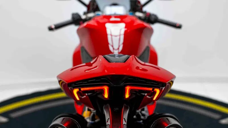 Ducati Panigale V2 S (2025 - 26) (17)