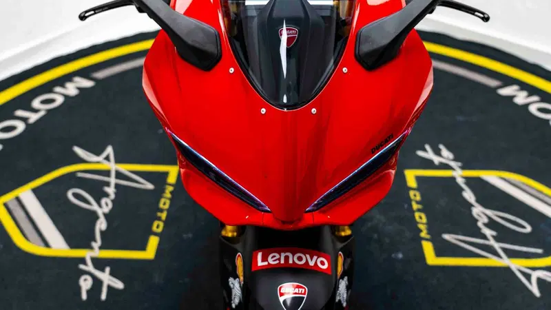 Ducati Panigale V2 S (2025 - 26) (19)