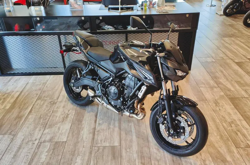 Kawasaki Z 650 S (2026) (13)