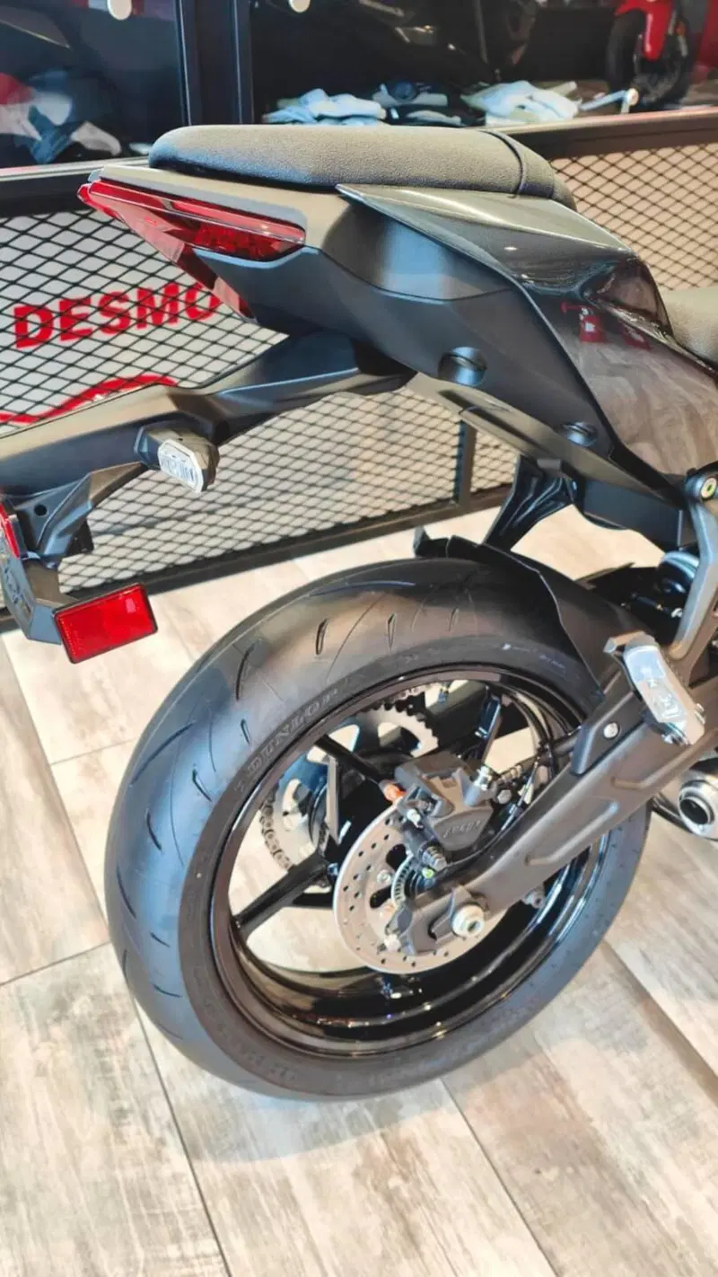 Kawasaki Z 650 S (2026) (15)