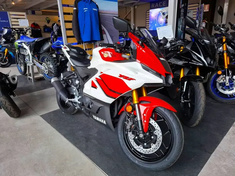 Yamaha YZF R3 (2025 - 26)