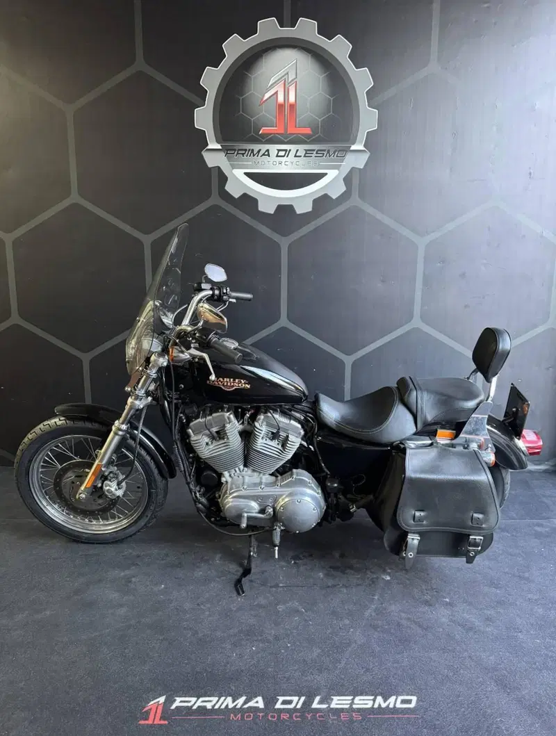 Harley-Davidson 883 Custom (2008 - 12) - XL 883C (2)